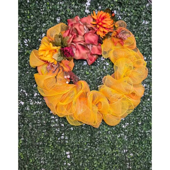 Autumn tulle wreath - Picture 1 of 6